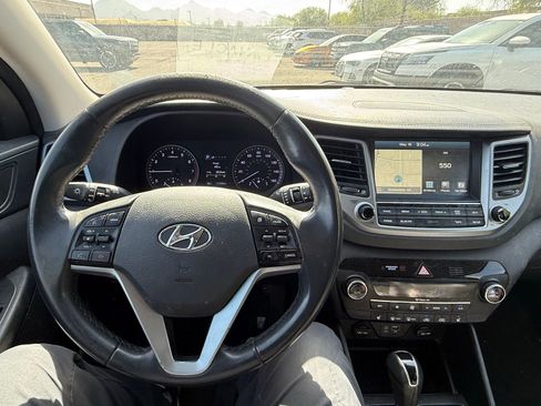 Used 2016 Hyundai Tucson Limited FWD image 17