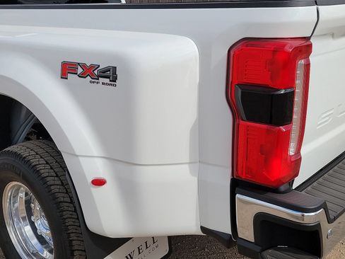 New 2026 Ford F350 Lariat w/ Lariat Premium Package AWD/4WD image 5