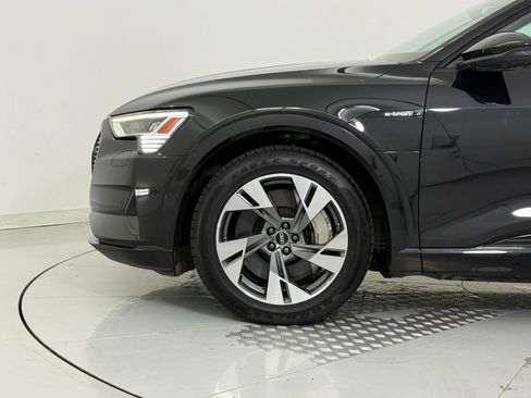 Certified 2022 Audi e-tron Premium w/ Convenience Plus Package image 12