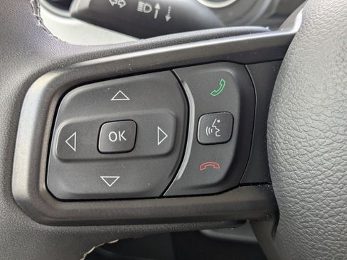 Used 2025 Jeep Wrangler Sport S image 24