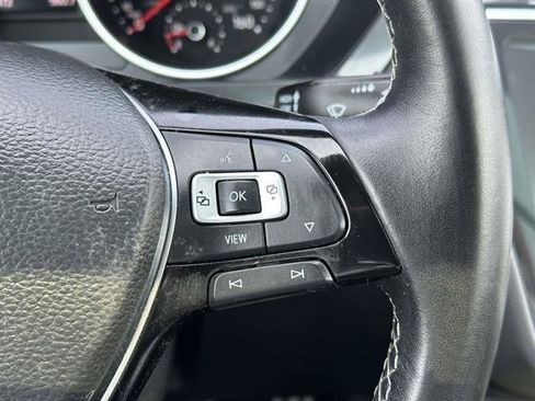Used 2021 Volkswagen Tiguan SE R-Line AWD/4WD image 16