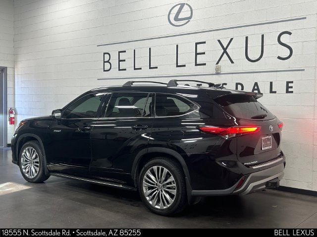 Used 2021 Toyota Highlander Platinum AWD/4WD image 6