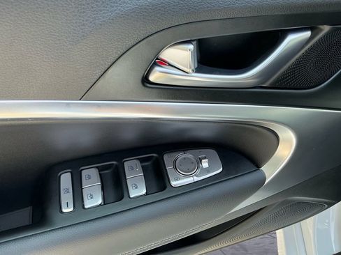 Used 2026 Genesis G70 2.5T RWD image 23