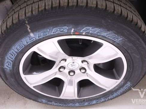 New 2026 RAM 1500 Express image 32