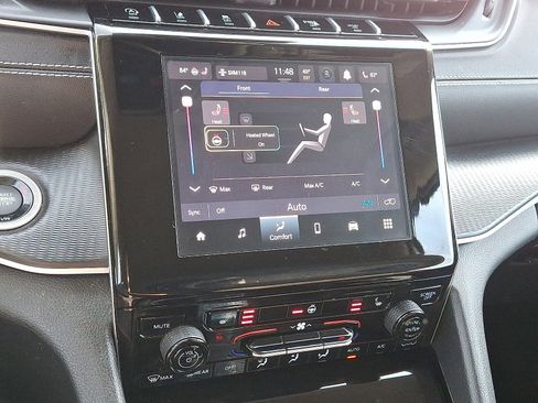 Used 2023 Jeep Grand Cherokee L Laredo w/ Luxury Tech Group I image 16