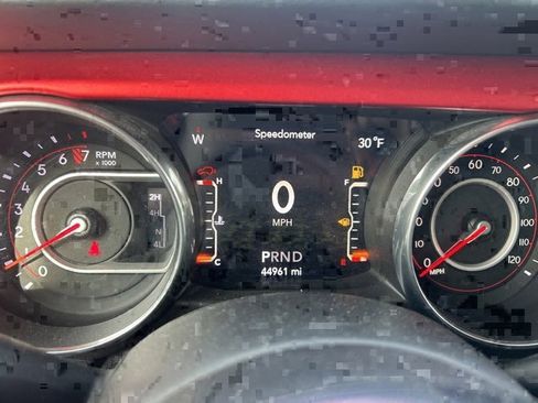 Used 2018 Jeep Wrangler Unlimited Rubicon w/ Uconnect 4C Nav & Sound Group image 10
