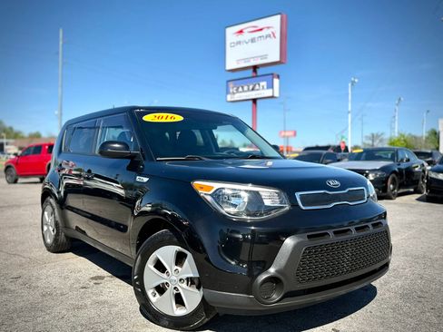 Used 2016 Kia Soul image 1