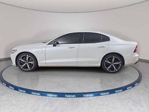 Used 2023 Volvo S60 T8 Plus w/ Climate Package AWD/4WD image 9