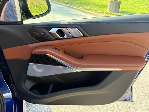 New 2026 BMW X7 M60i image 31