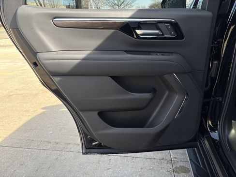 New 2026 Chevrolet Tahoe LS image 17