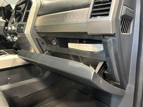 Used 2022 Ford F350 Platinum AWD/4WD image 23