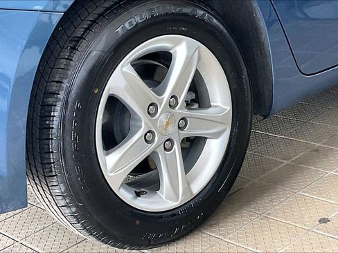 Used 2024 Chevrolet Malibu LT FWD image 35