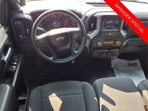 Used 2021 Chevrolet Silverado 1500 Custom Trail Boss AWD/4WD image 12