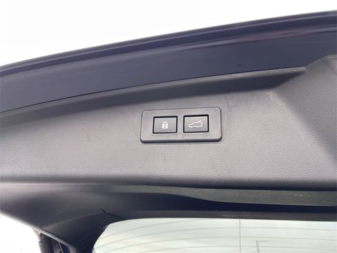 Certified 2025 Subaru Outback Premium w/ Popular Package #1A image 36