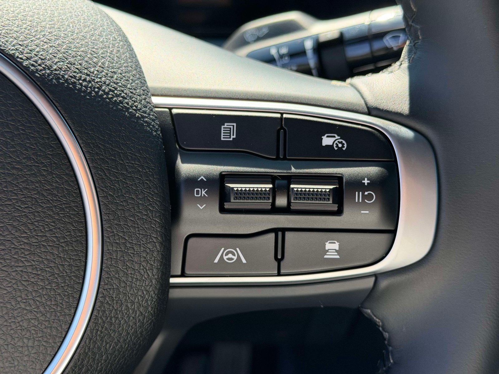 New 2027 Kia K5 GT-Line FWD image 19