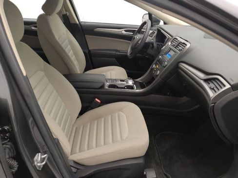 Used 2018 Ford Fusion S image 21