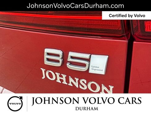 Certified 2023 Volvo XC60 B5 Ultimate w/ Climate Package image 7