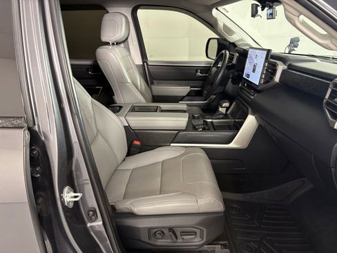 Used 2023 Toyota Tundra Limited image 45