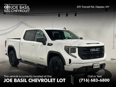 Used 2023 GMC Sierra 1500 Elevation AWD/4WD image 1