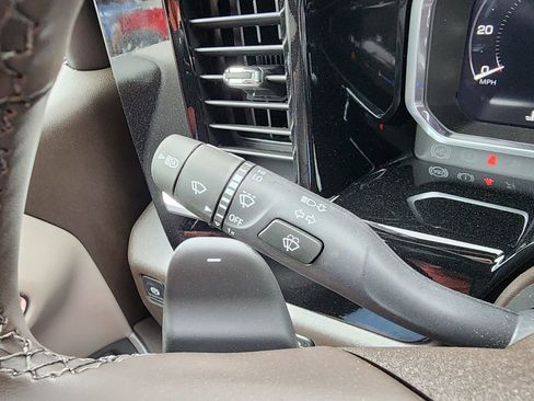 New 2026 GMC Sierra 1500 SLT w/ SLT Premium Plus Package image 23