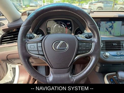 Used 2019 Lexus LS 500 RWD image 8