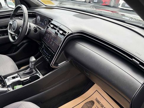 Used 2023 Hyundai Santa Cruz SEL Premium image 34