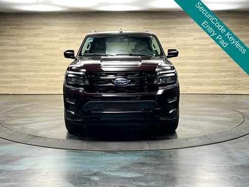 Used 2023 Ford Expedition XLT AWD/4WD image 9