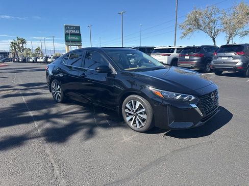 Used 2024 Nissan Sentra SV w/ SV Premium Package image 5