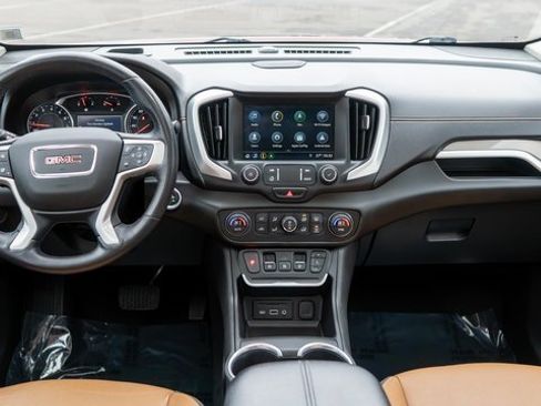 Used 2021 GMC Terrain SLT w/ Infotainment Package II image 16