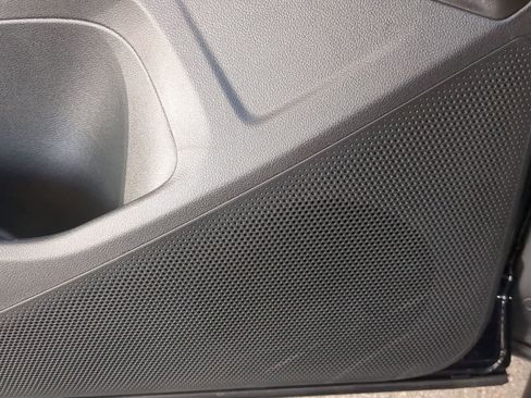 New 2025 Volkswagen Tiguan S image 28