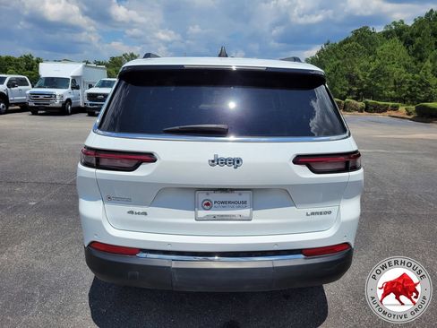 Used 2023 Jeep Grand Cherokee L Laredo AWD/4WD image 5