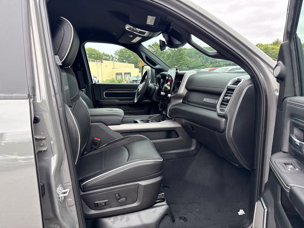 New 2027 RAM 2500 Laramie w/ Night Edition AWD/4WD image 27