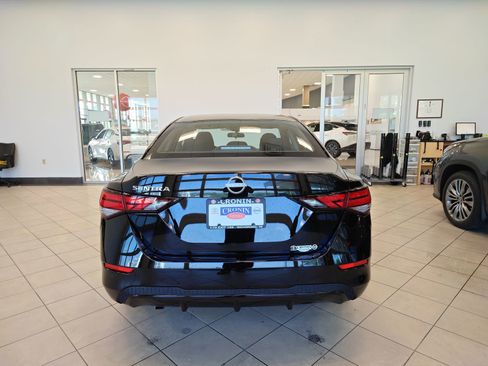 New 2025 Nissan Sentra S image 3