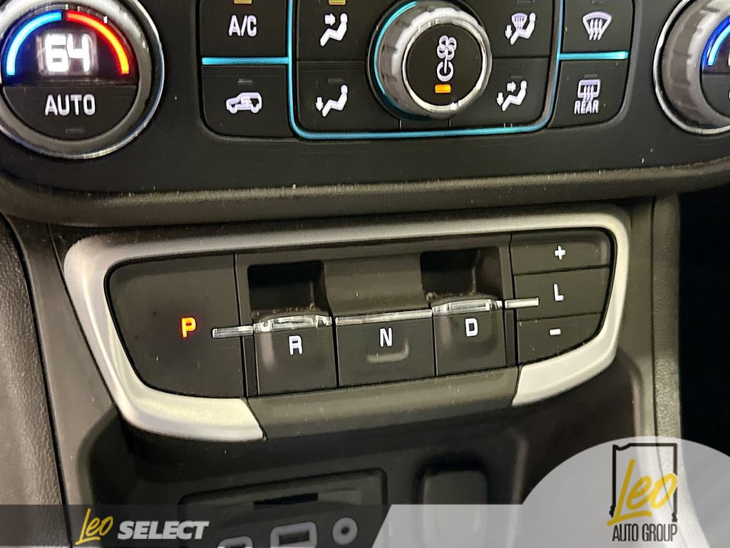 Used 2024 GMC Terrain SLT w/ LPO, Floor Liner Package AWD/4WD image 19