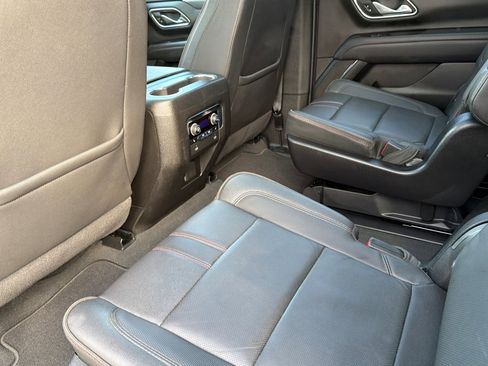 Used 2024 Chevrolet Suburban RST w/ Sport Performance Package image 12