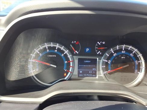 Used 2016 Toyota 4Runner SR5 image 26