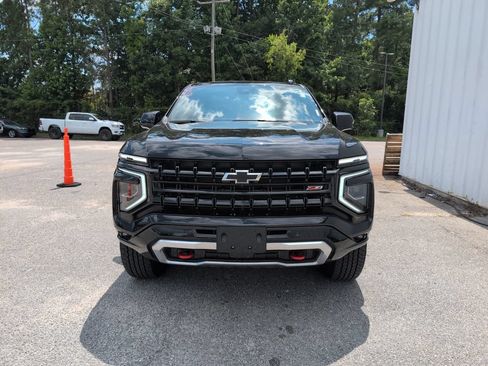 Used 2026 Chevrolet Tahoe Z71 w/ Comfort Package AWD/4WD image 3