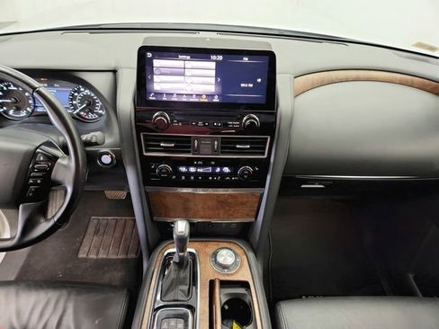 Used 2024 Nissan Armada SL image 24