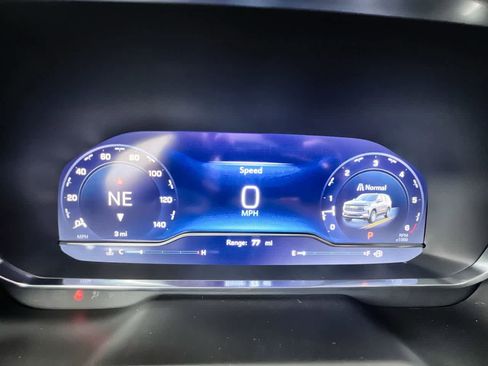 Used 2024 Chevrolet Tahoe RST w/ Luxury Package image 12