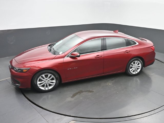Used 2017 Chevrolet Malibu LT FWD image 37