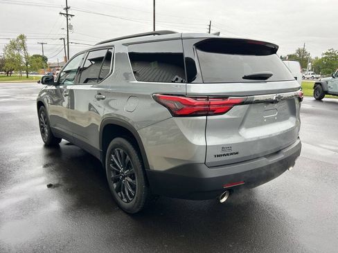 Used 2023 Chevrolet Traverse RS FWD image 6