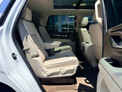 Used 2022 GMC Yukon Denali AWD/4WD image 42