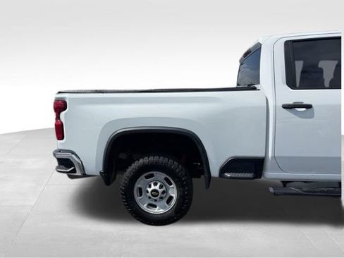 Used 2023 Chevrolet Silverado 2500 W/T w/ WT Convenience Package AWD/4WD image 4