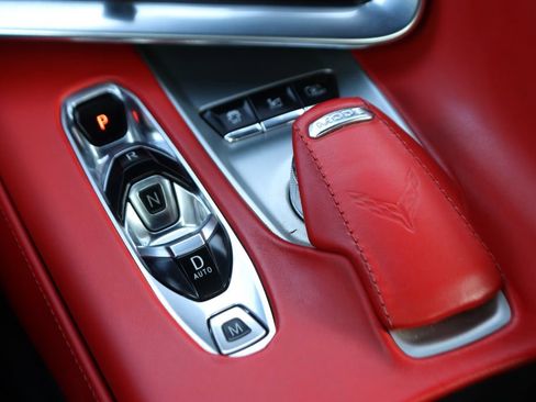 Used 2022 Chevrolet Corvette Stingray Premium Cpe w/ Z51 Performance Package RWD image 35
