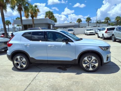 New 2026 Volvo XC40 B5 Plus w/ Protection Package Premier image 8