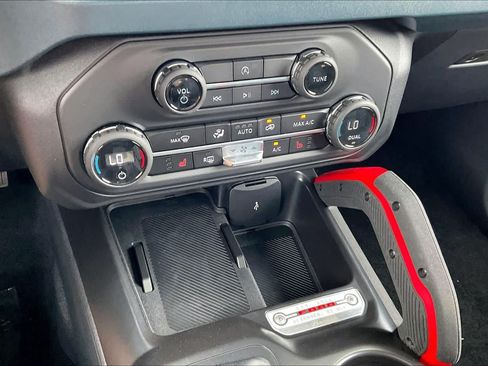 New 2026 Ford Bronco Heritage Edition AWD/4WD image 16
