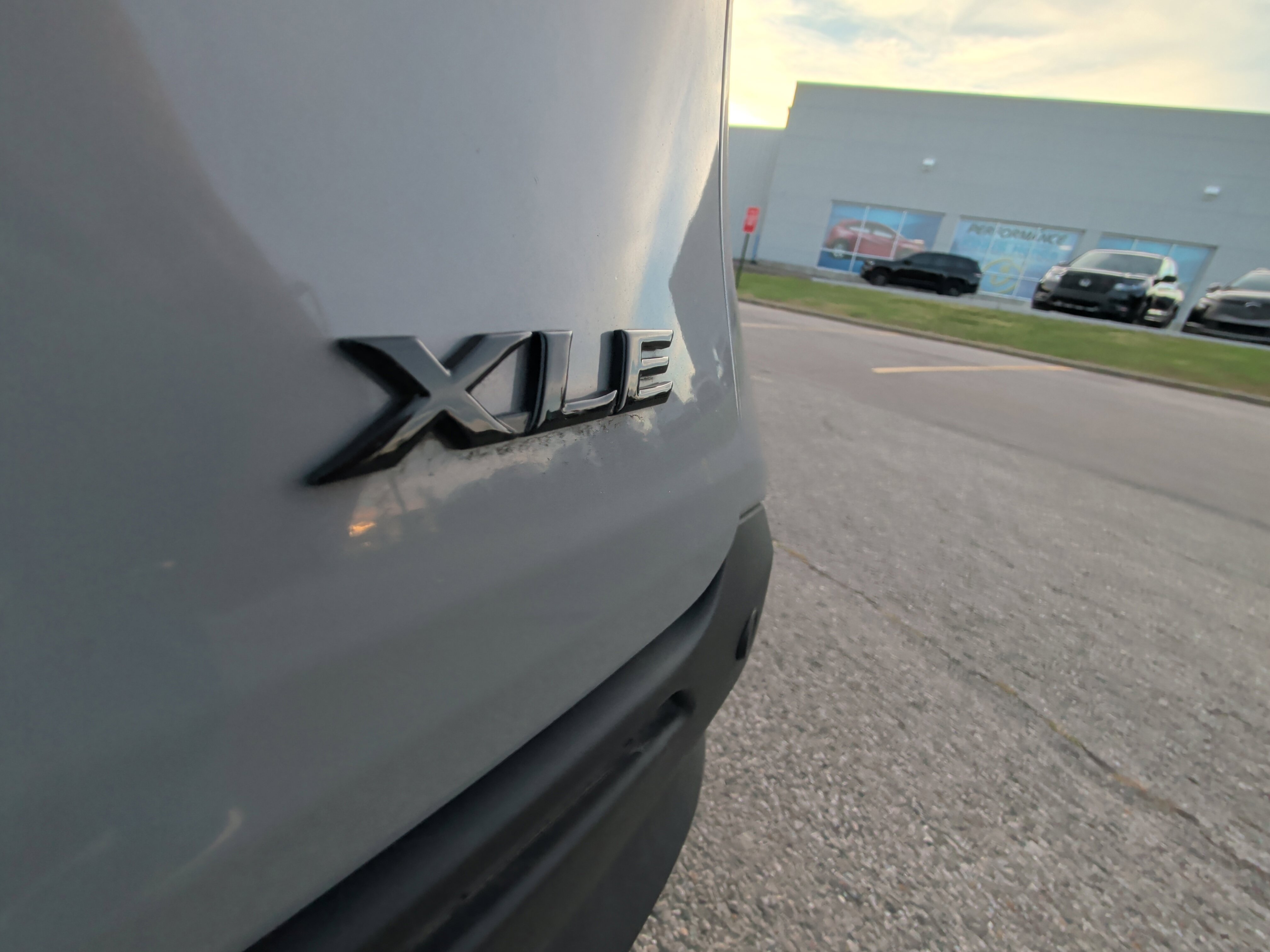 Used 2025 Toyota Sienna XLE Woodland Edition AWD/4WD image 24