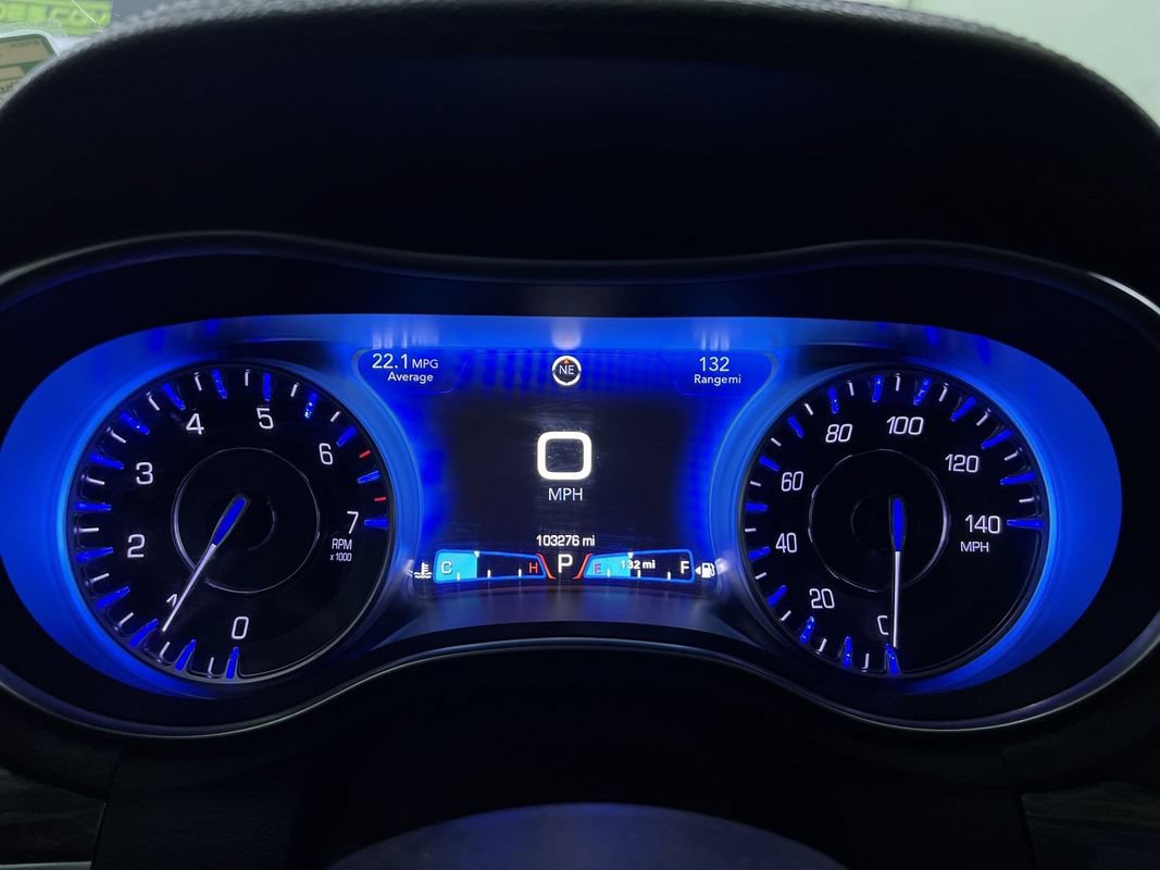 Used 2019 Chrysler 300 Touring w/ Sport Appearance Package RWD image 16