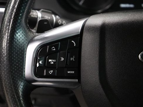 Used 2018 Land Rover Discovery Sport HSE image 27