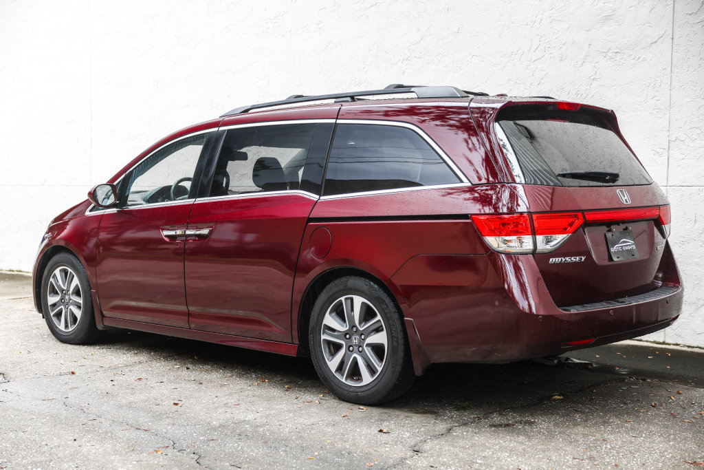 Used 2015 Honda Odyssey Touring image 16